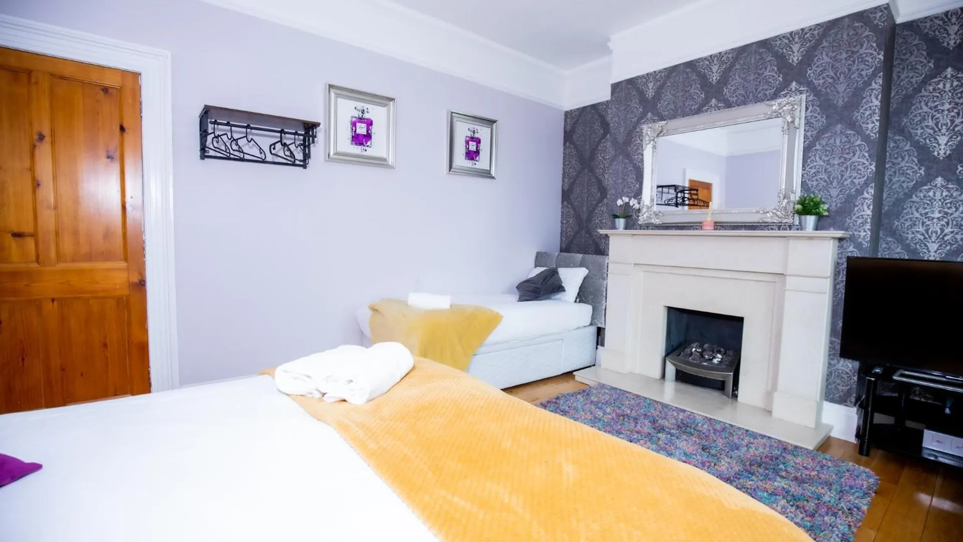 So-Lux Hotel Belfast 0*,  Reino Unido